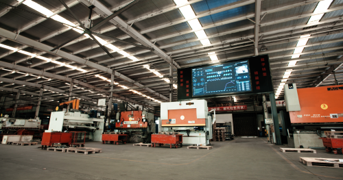 綠色驅(qū)動(dòng)，智慧領(lǐng)航 蘇州金龍榮膺2024中國(guó)商用車綠色低碳可持續(xù)發(fā)展領(lǐng)導(dǎo)獎(jiǎng)